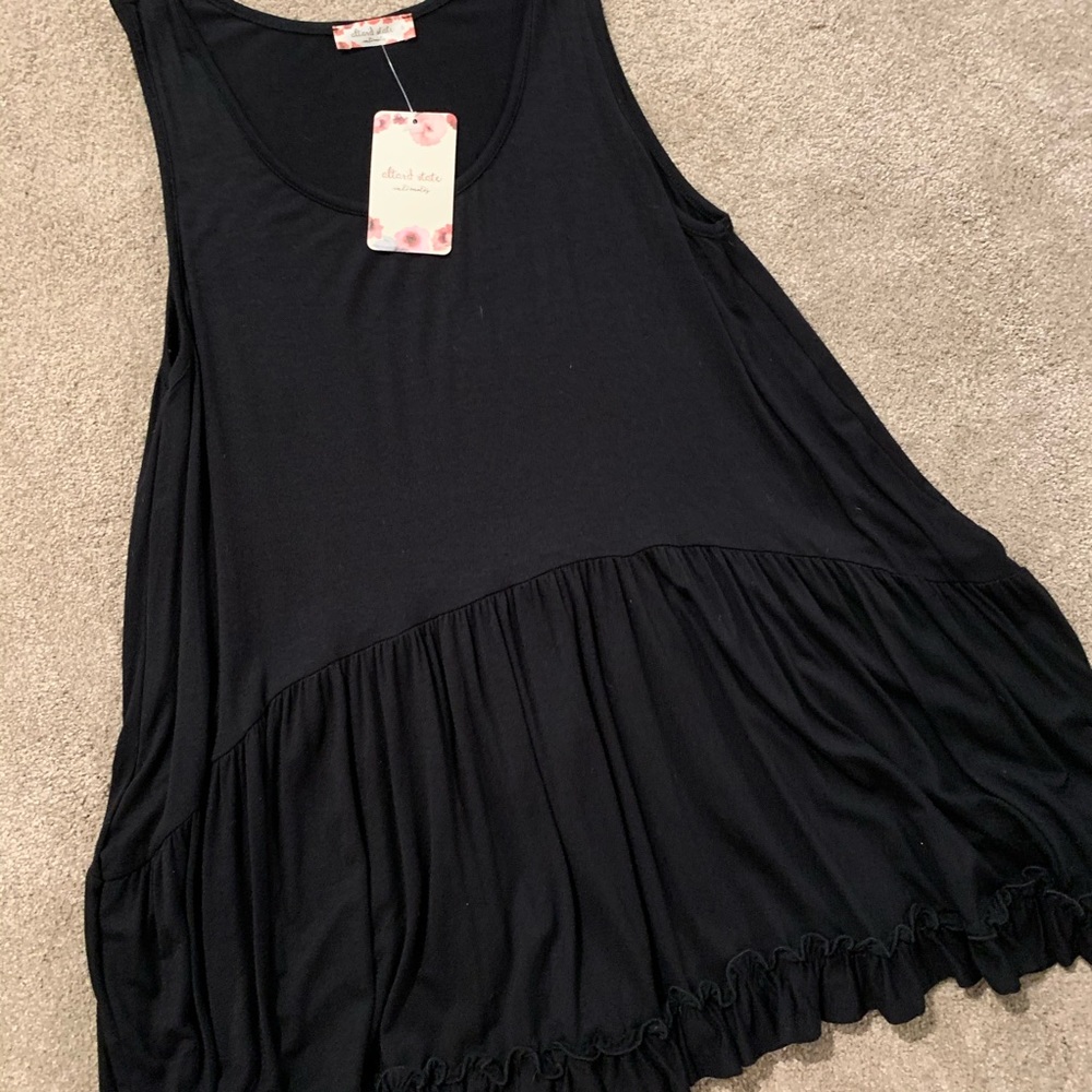 Altar’d State NEW flowy little black dress 🖤